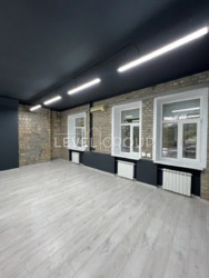 Офіс, салон вул. Різницька 11, метро Арсенальна, Печерська фото 1 Офіс, салон вул. Різницька 11, метро Арсенальна, Печерська фото 1