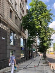 Пропонується мебльований офіс в центрі Києва фото 8 Пропонується мебльований офіс в центрі Києва фото 8