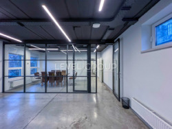 Офіс в оренду на Печерську. Окремий вхід, перший поверх, є генератор фото 3 Офіс в оренду на Печерську. Окремий вхід, перший поверх, є генератор фото 3