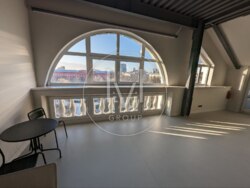Deluxe Office S=430 sqr.m.  10
