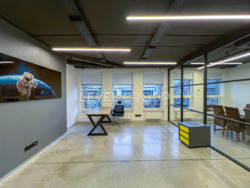 Офіс в оренду на Печерську. Окремий вхід, перший поверх, є генератор фото 1 Офіс в оренду на Печерську. Окремий вхід, перший поверх, є генератор фото 1