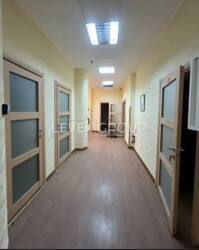 Оренда окремої будівлі 1780 кв.м на Саксаганського. Центр фото 4 Оренда окремої будівлі 1780 кв.м на Саксаганського. Центр фото 4