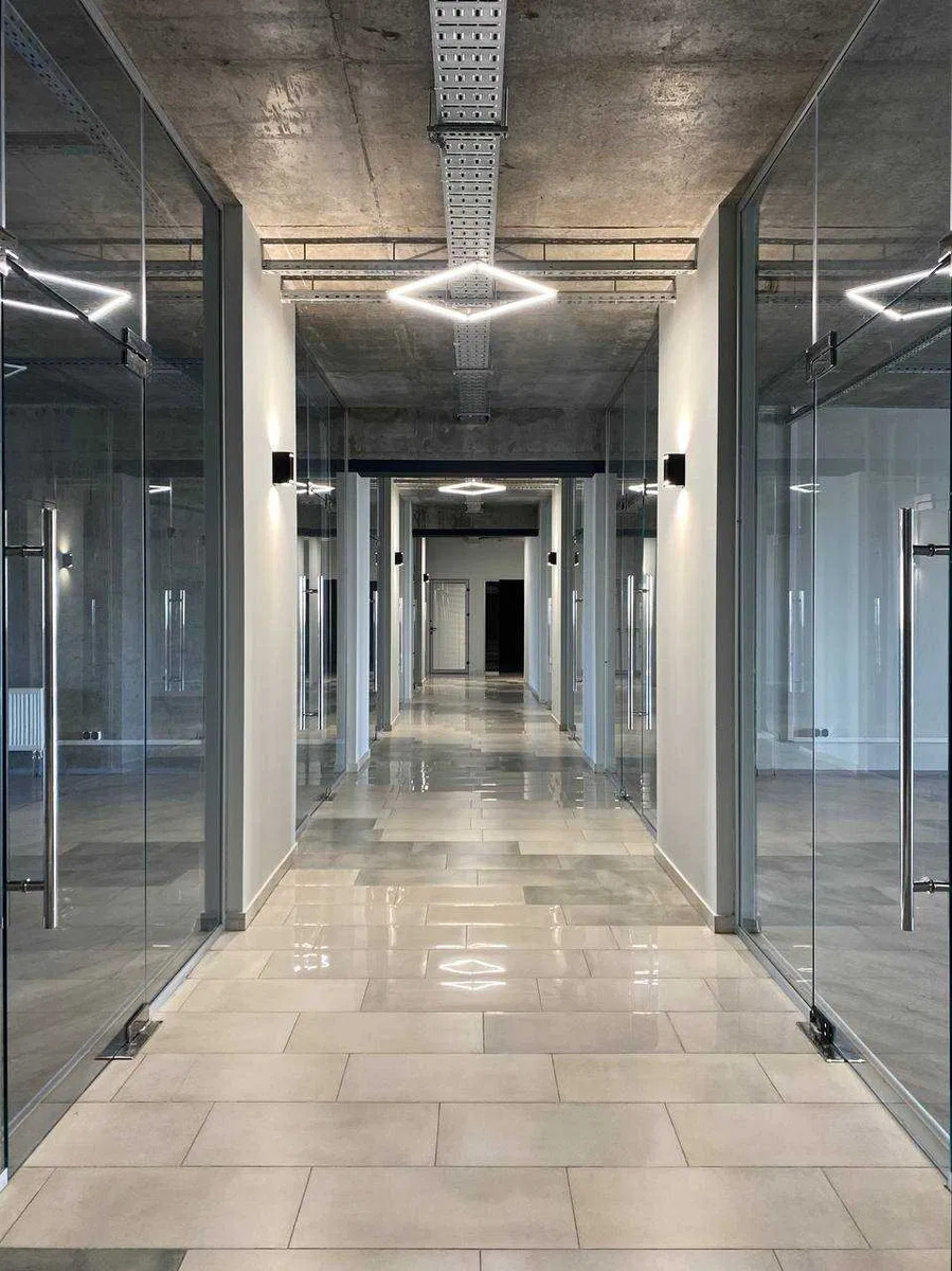 ������� ���� 300 �2 ��������� ���������� ��� ����. ���� 1