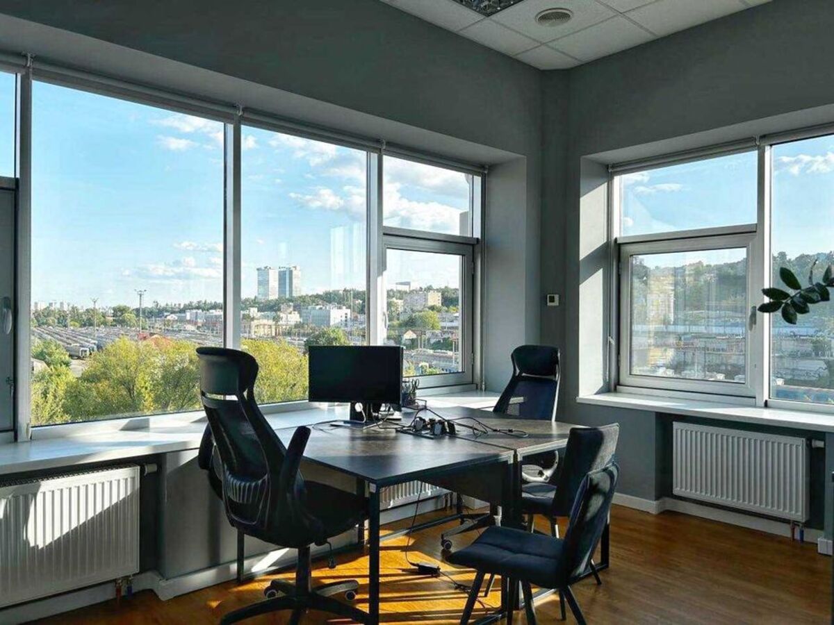 Олімпійська Університет Вокзальна генератор світло є офіс 961 м2 Без комісії фото 1 Олімпійська Університет Вокзальна генератор світло є офіс 961 м2 Без комісії фото 1