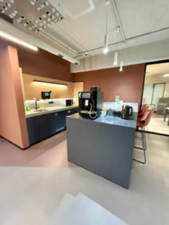 Офіс окремо стояча будівля КПІ Політехнічний інститут 3300 м2 фото 15 Офіс окремо стояча будівля КПІ Політехнічний інститут 3300 м2 фото 15