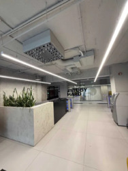 Офіс окремо стояча будівля КПІ Політехнічний інститут 3300 м2 фото 2 Офіс окремо стояча будівля КПІ Політехнічний інститут 3300 м2 фото 2