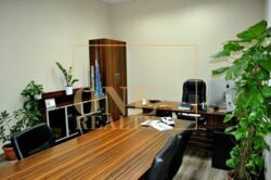 Здається офіс Київ, Шевченківський, Ярославів вал, 14в, м. Золоті ворота фото 3 Здається офіс Київ, Шевченківський, Ярославів вал, 14в, м. Золоті ворота фото 3