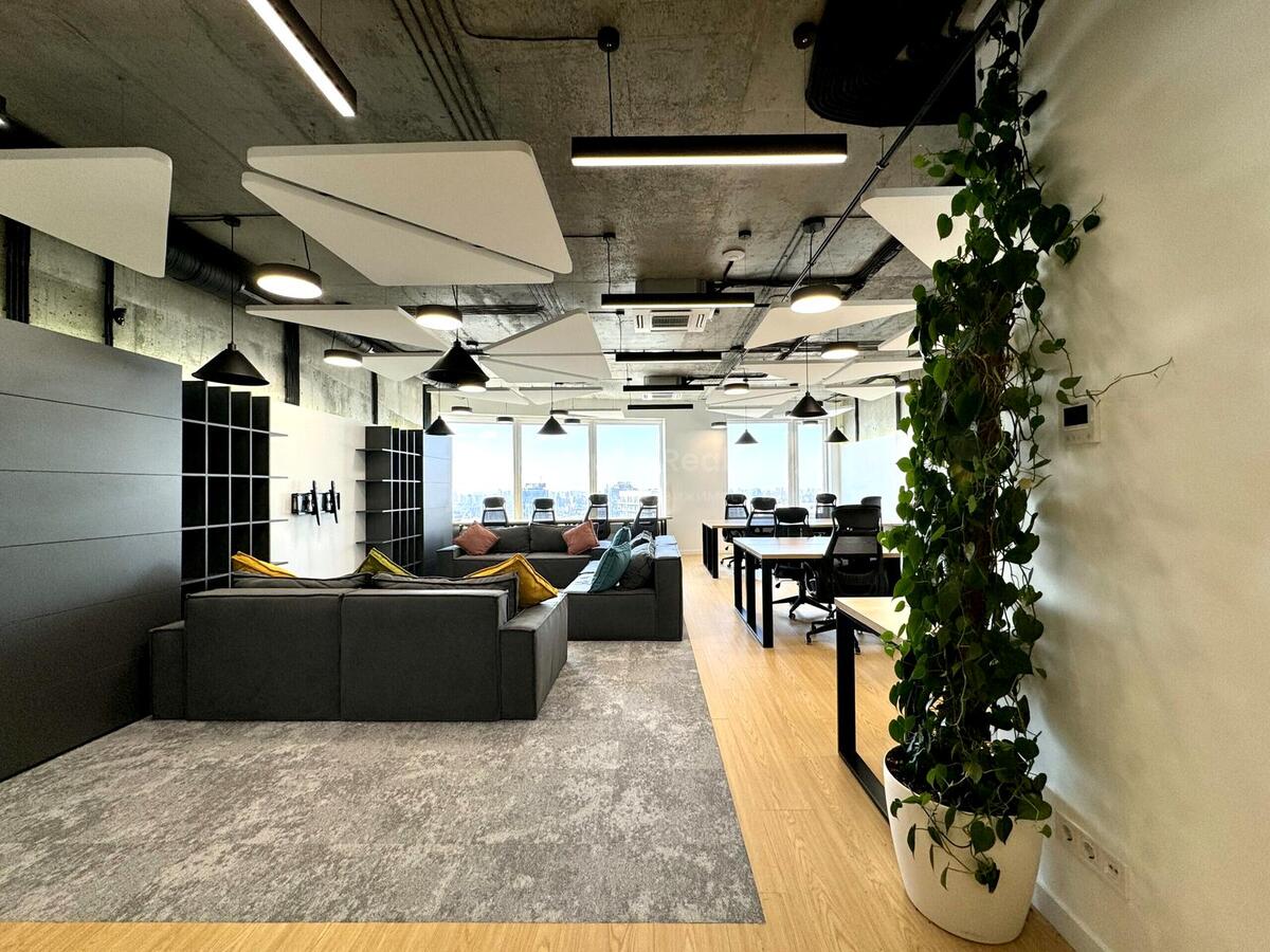 Офіс 133 м² в місті - фото 2