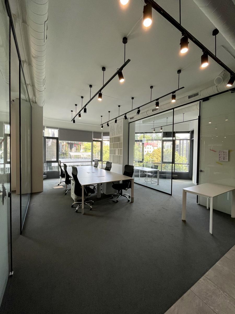 Офіс 100 м² в місті