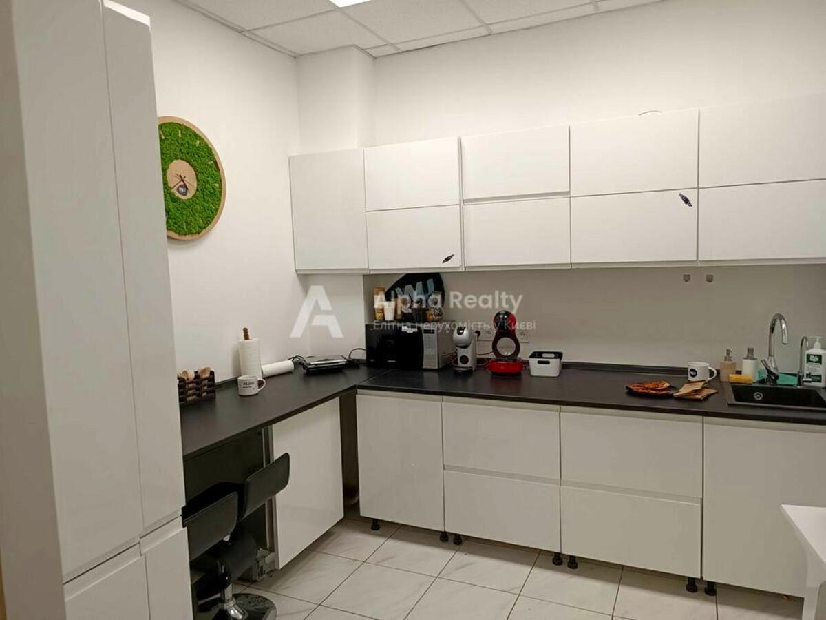 Офіс 92 м² в місті - фото 7