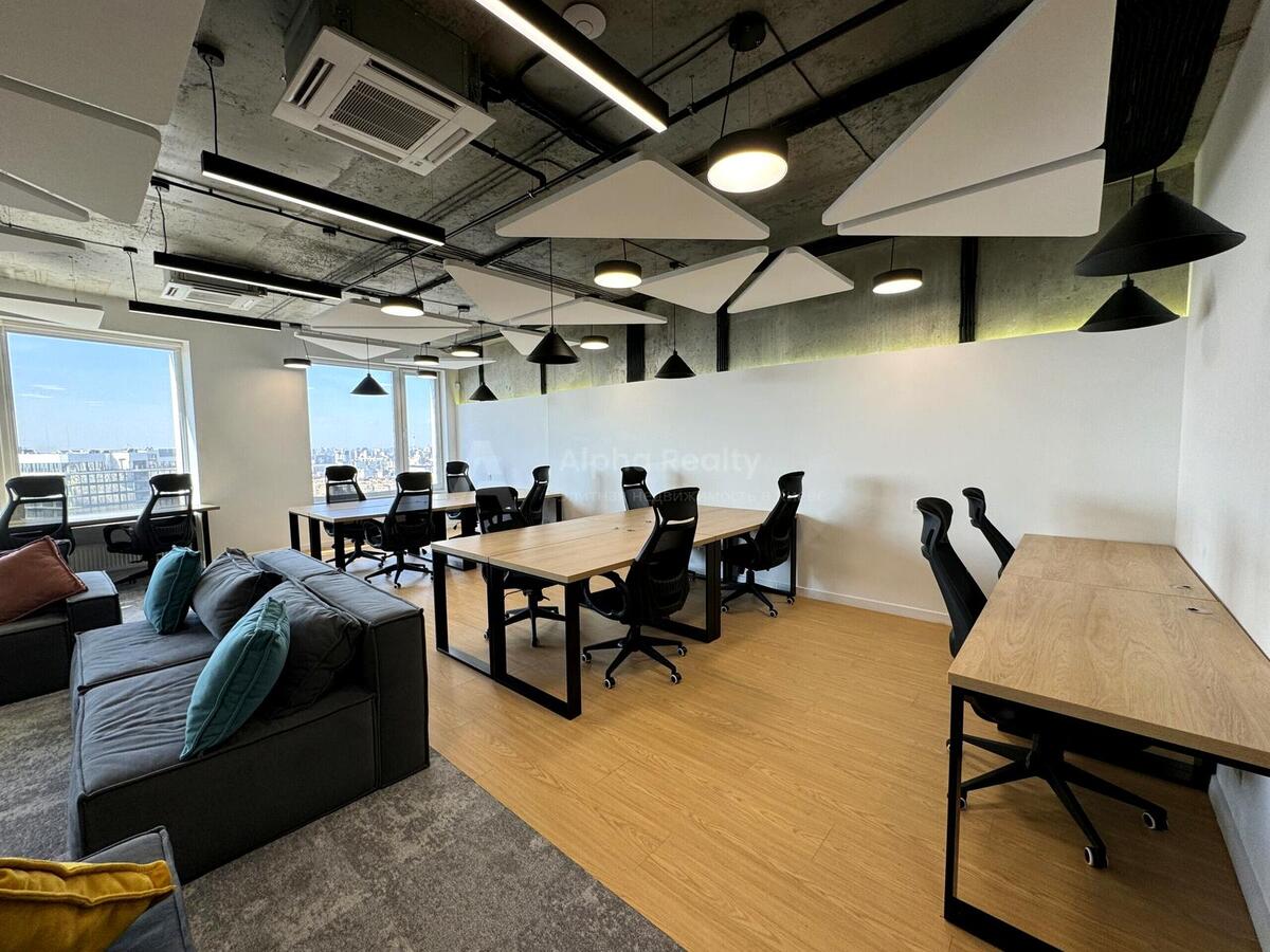 Офіс 133 м² в місті