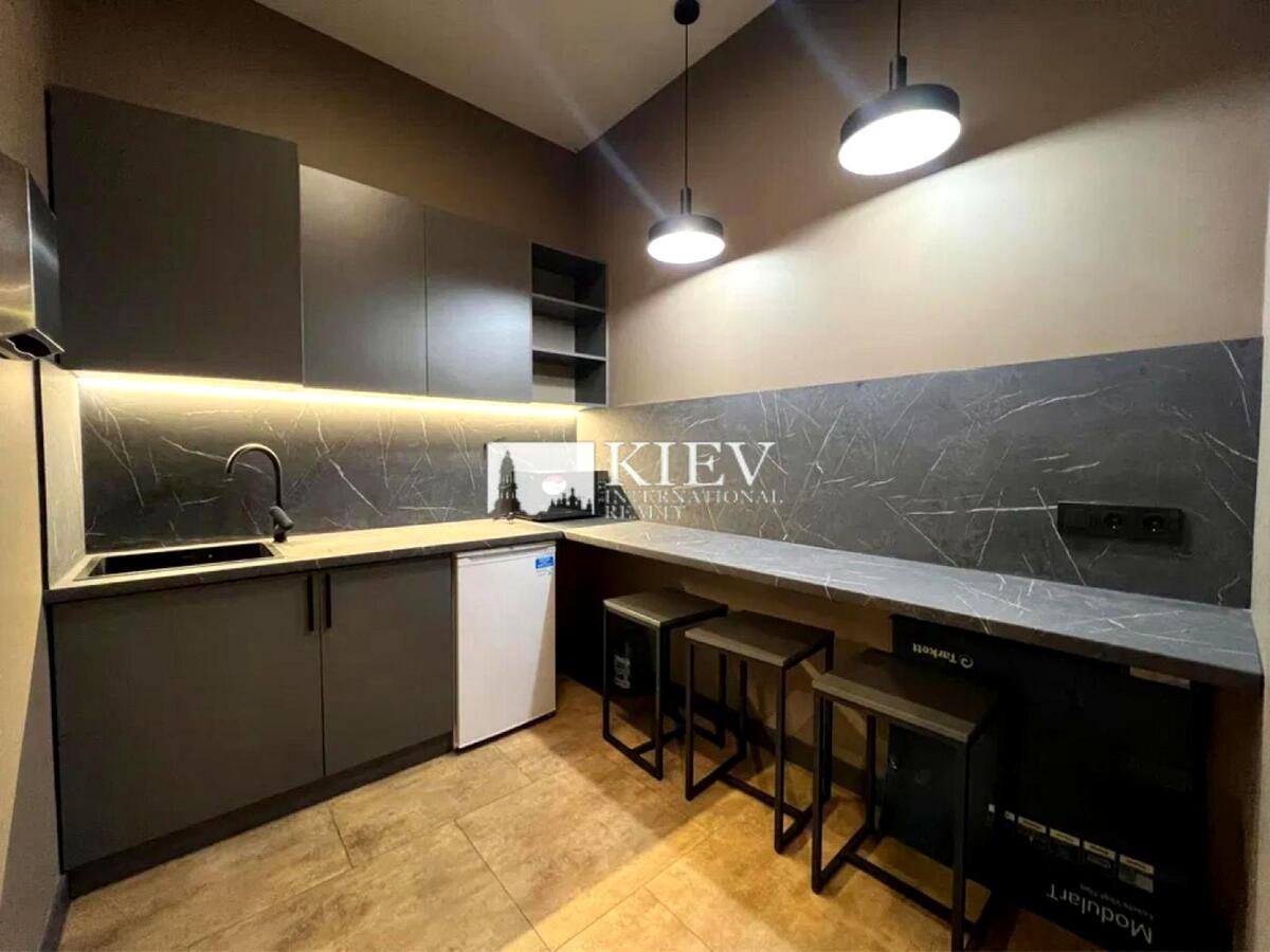 Офіс 82 м² в місті - фото 6