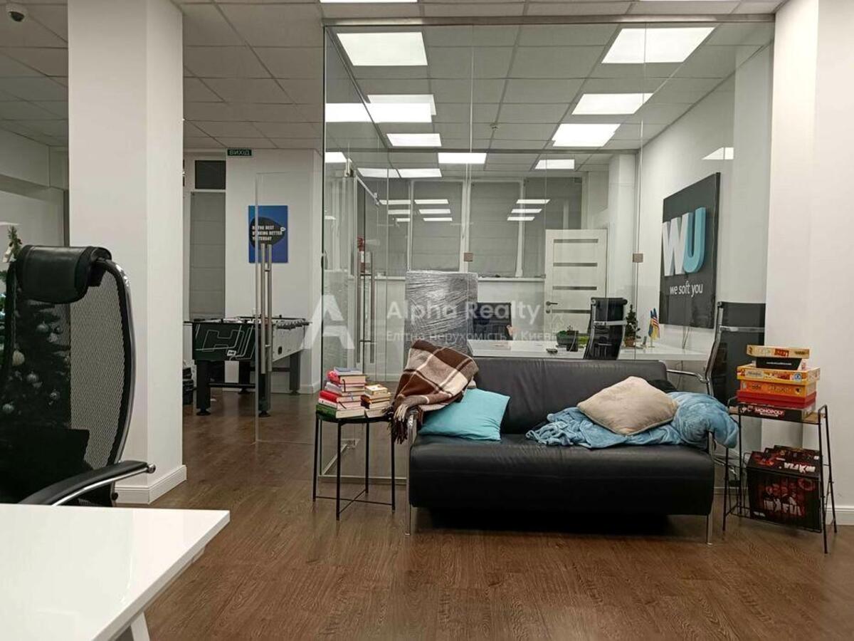 Офіс 92 м² в місті - фото 6
