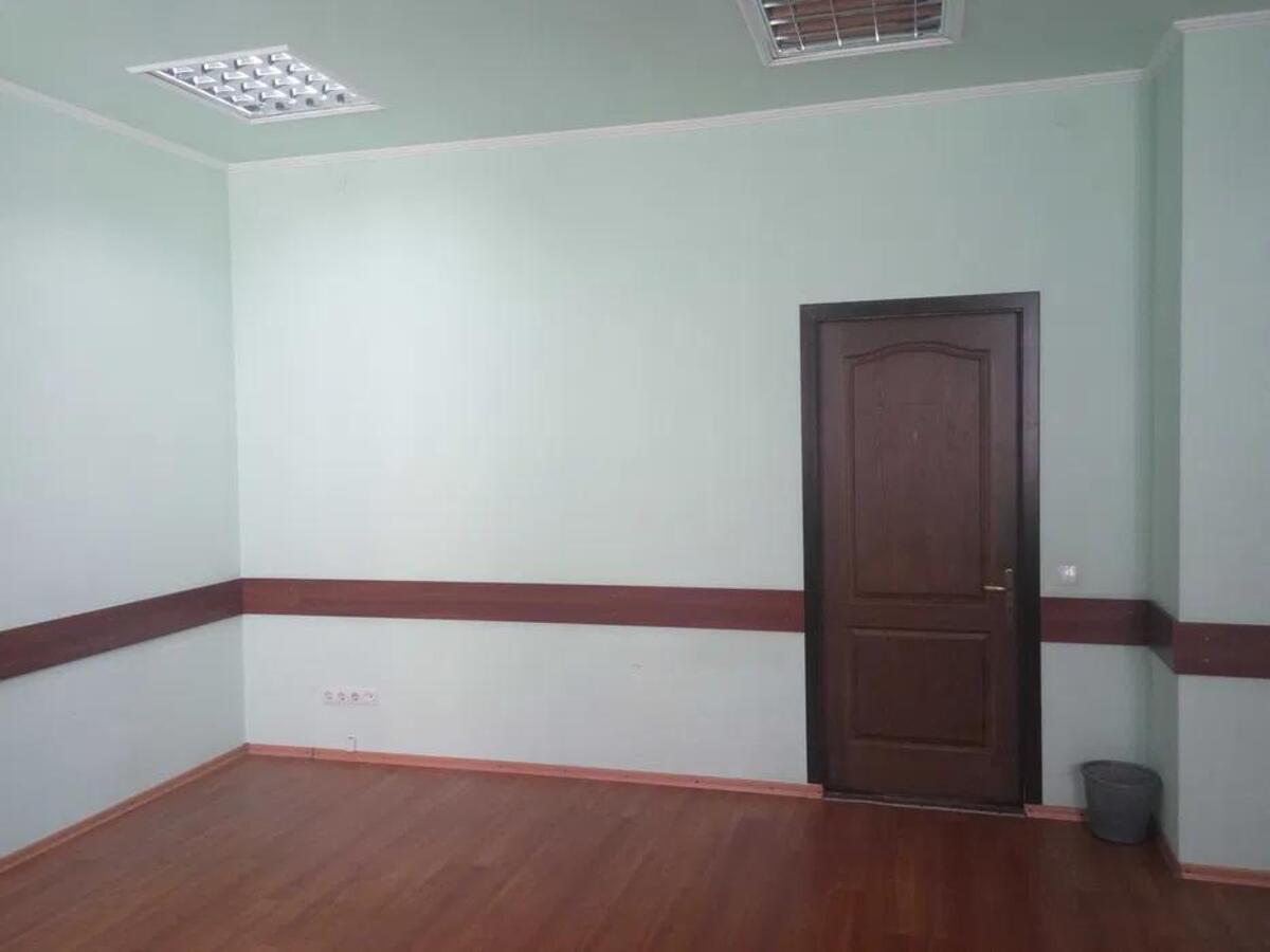 Оренда офісних приміщень 20 кв.м. та 50 кв.м. код № 1-484-597 фото 1 Оренда офісних приміщень 20 кв.м. та 50 кв.м. код № 1-484-597 фото 1