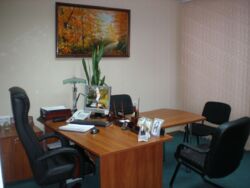 Офіс 100м2 в центрі міста фото 1 Офіс 100м2 в центрі міста фото 1