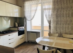 Парковая посуточно 1 комнатная с видом на море фото 2 Парковая посуточно 1 комнатная с видом на море фото 2