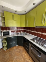 Однокімнатна квартира на Данченка фото 1 Однокімнатна квартира на Данченка фото 1