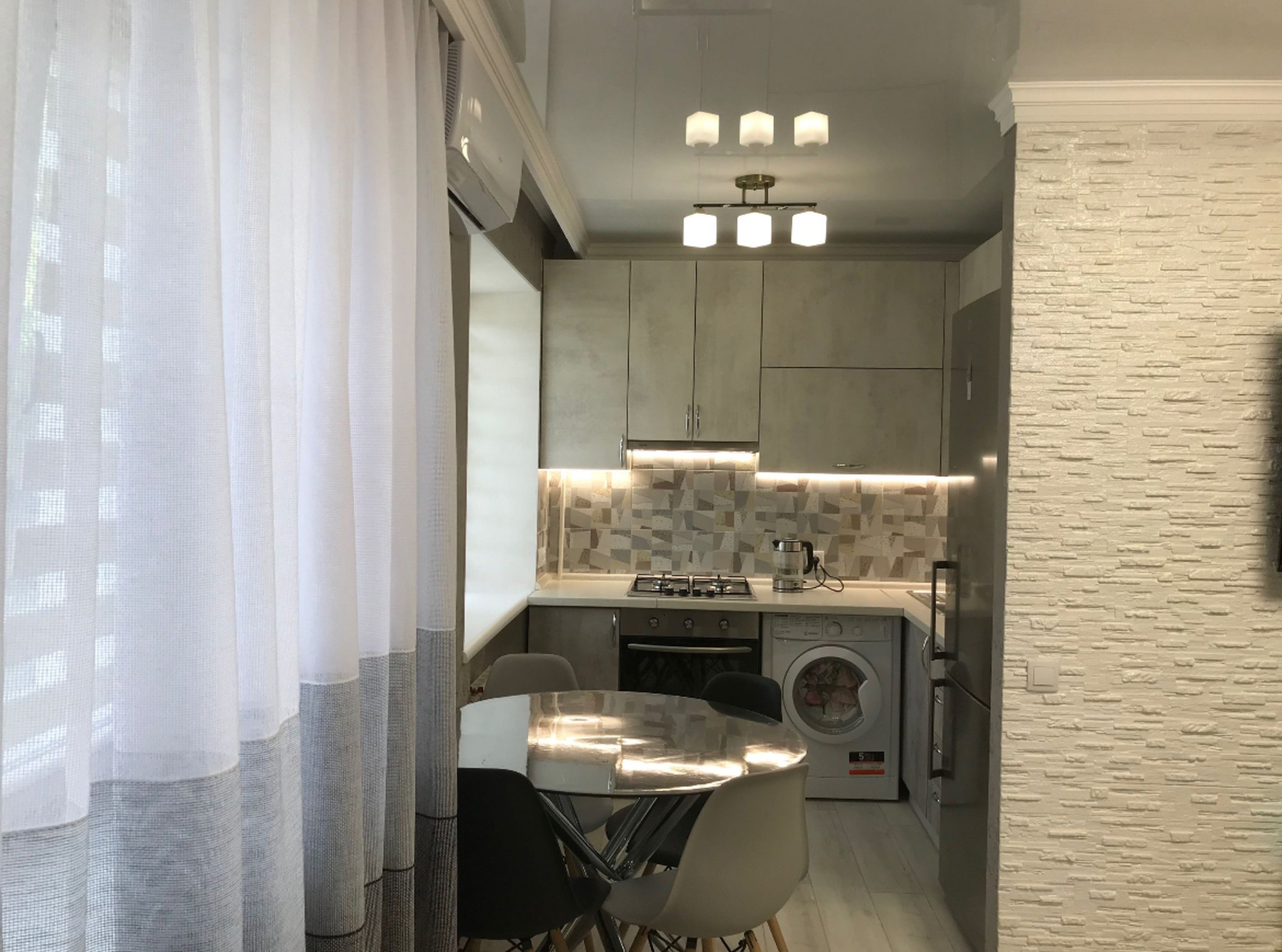 2к квартира подобово на Парковій фото 1 2к квартира подобово на Парковій фото 1