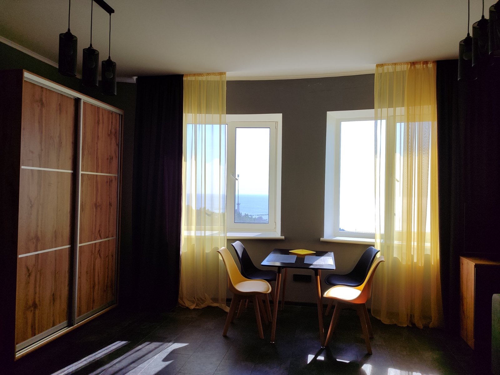 Квартира-студия с видом на море фото 1 Квартира-студия с видом на море фото 1