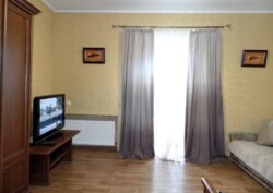 Здається 2-х кімнатна квартира подобово. Центральна частина міста. Все є фото 12 Здається 2-х кімнатна квартира подобово. Центральна частина міста. Все є фото 12