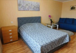 Здається 1-но кімнатна квартира подобово, Р-н Слов'янка (ринок Урожай) фото 8 Здається 1-но кімнатна квартира подобово, Р-н Слов'янка (ринок Урожай) фото 8