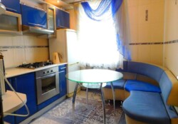 Здається 1-но кімнатна квартира подобово, Р-н Слов'янка (ринок Урожай) фото 5 Здається 1-но кімнатна квартира подобово, Р-н Слов'янка (ринок Урожай) фото 5