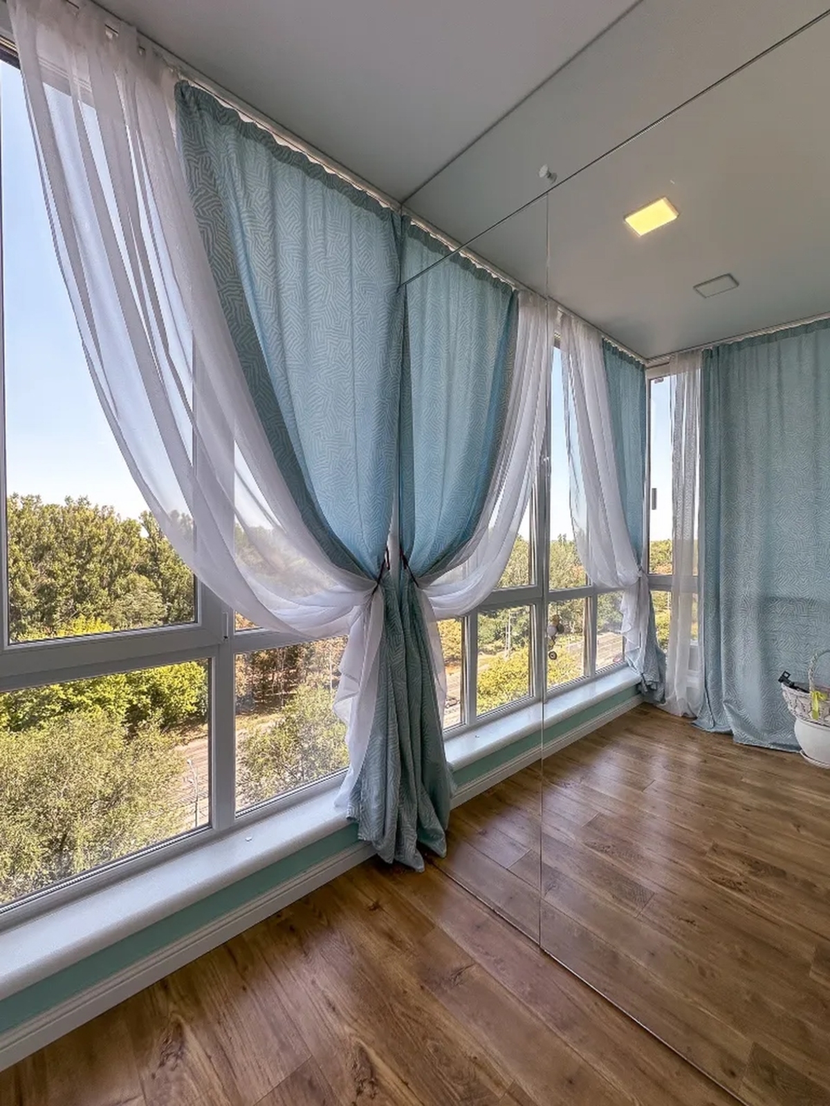 Продам 2-к квартиру (67м2) в ЖК Днепровская Брама фото 1 Продам 2-к квартиру (67м2) в ЖК Днепровская Брама фото 1