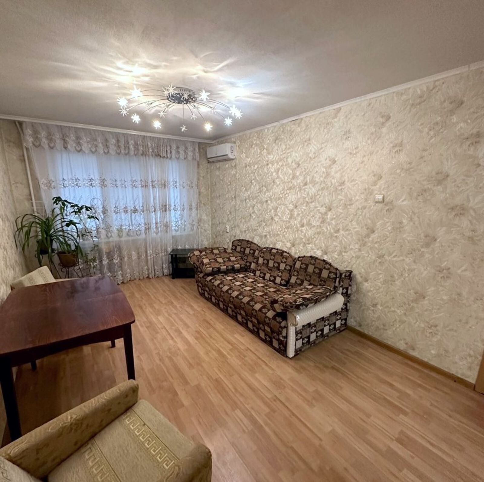 ������ 3-� �������� � ������ ��. ������������ (������) ���� 1