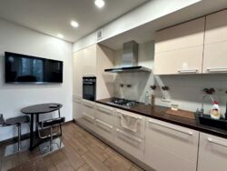 ������ 2-� �������� (60�2) � �������� � �� River Park / ������ ���� 2