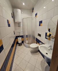  5-   . ,  .  /    21