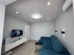  2-  (572)   Suncity (), . ,  3  5