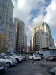  1-  (532)   , , . 8   9