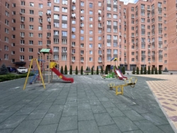  2-  (572)   Suncity (), . ,  3  17