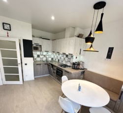 Продам 3-к квартиру (109м2) на Малиновского, Солнечный, ЖК Приоритет фото 2 Продам 3-к квартиру (109м2) на Малиновского, Солнечный, ЖК Приоритет фото 2