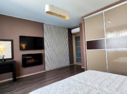 ������ 3-� �������� (105�2) � �� ������������ / ��. ��������� / ��. ������������ ���� 10