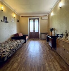 Продам 2-к квартиру в центре, пр. Яворницкого, район парка Шевченко фото 4 Продам 2-к квартиру в центре, пр. Яворницкого, район парка Шевченко фото 4