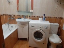  1-  (402)    ,  /   8