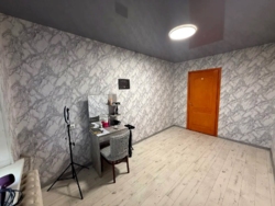 Продам 3-к квартиру (брежневку) на ул. Хмельницкого (Косиора) фото 2 Продам 3-к квартиру (брежневку) на ул. Хмельницкого (Косиора) фото 2