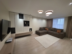 ������ 3-� �������� (102�2) � �� ����������, ����������/������ ���� 3