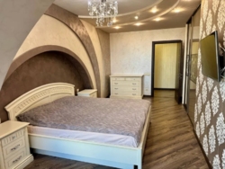  4-  (1202)    / .  / .   8