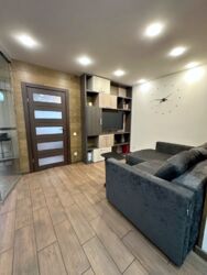 ������ 2-� �������� (60�2) � �������� � �� River Park / ������ ���� 5