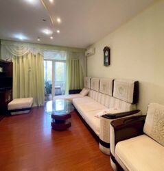 Продам 3-комнатную сталинку в начале пр. Слобожанский, район McDonald’sа. фото 1 Продам 3-комнатную сталинку в начале пр. Слобожанский, район McDonald’sа. фото 1