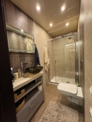 ������ ������� 4-� �������� (105�2) �� ������������, �/� ��������� ���� 20