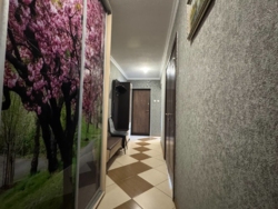 ������ 3-� �������� �� ��. 8-�� �����, ������������. ��������� ���! ���� 21