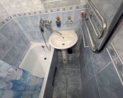 ������ 3-� �������� (72�2) �� �/� ������, ������� ����� ���� 10