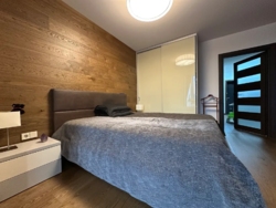 ������ 2-� �������� (60�2) � �������� � �� River Park / ������ ���� 10