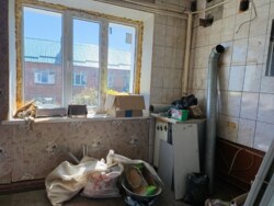 Продам 2-х комнатную квартиру под ремонт поселок Донец Змиевскйо район фото 9 Продам 2-х комнатную квартиру под ремонт поселок Донец Змиевскйо район фото 9