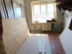 Продам 2-х комнатную квартиру под ремонт поселок Донец Змиевскйо район фото 7 Продам 2-х комнатную квартиру под ремонт поселок Донец Змиевскйо район фото 7