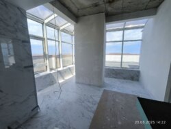 �������� 9 ���������, �������, ������ � 530 �², 2 ������, ��� �� ���� ���� 8