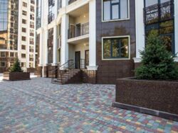 Продается трехкомнатная квартира в новом доме на улице Генуэзской фото 8 Продается трехкомнатная квартира в новом доме на улице Генуэзской фото 8